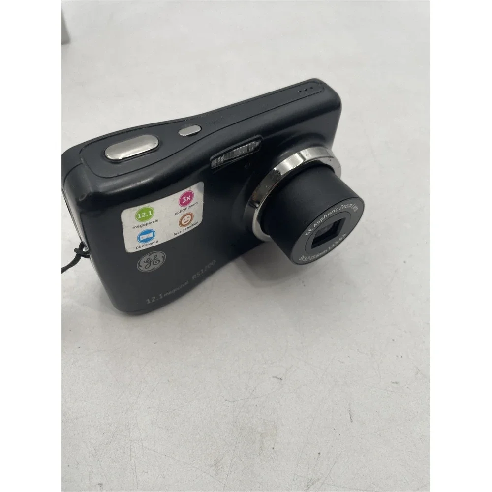 GE RS1200 12.4MP Digital Camera 3X Zoom+Battery+SD Card Black